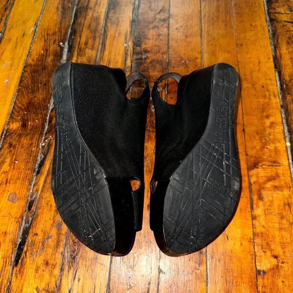 Kenneth Cole Reaction Sole Envy Platform Wedge Sandals Women's Size 10 Black